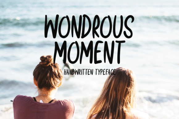 Wondrous Moment: A Bold New Display Font for Modern Design